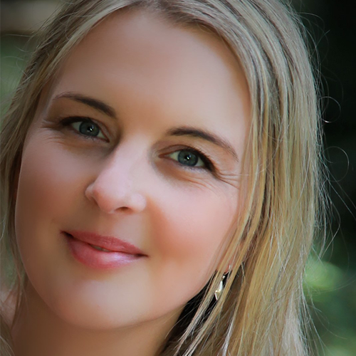 A portrait of the author Sam Vickery